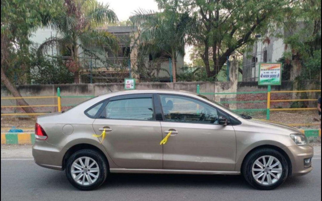 Volkswagen Vento(2015-2019) Highline Plus 1.2 Petrol At